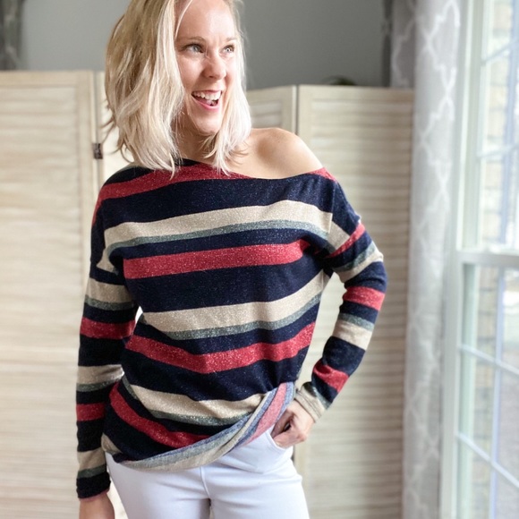 Striped ots twist front top - Picture 5 of 5